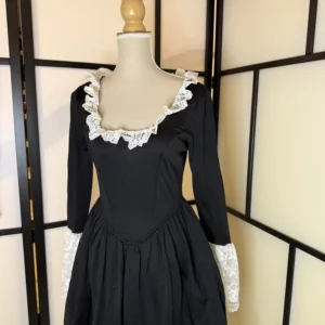 Black Lace Detail Dress – S/M – Good Condition