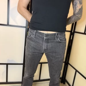 Carhartt Jeans – Size W32/L32 – Worn Condition